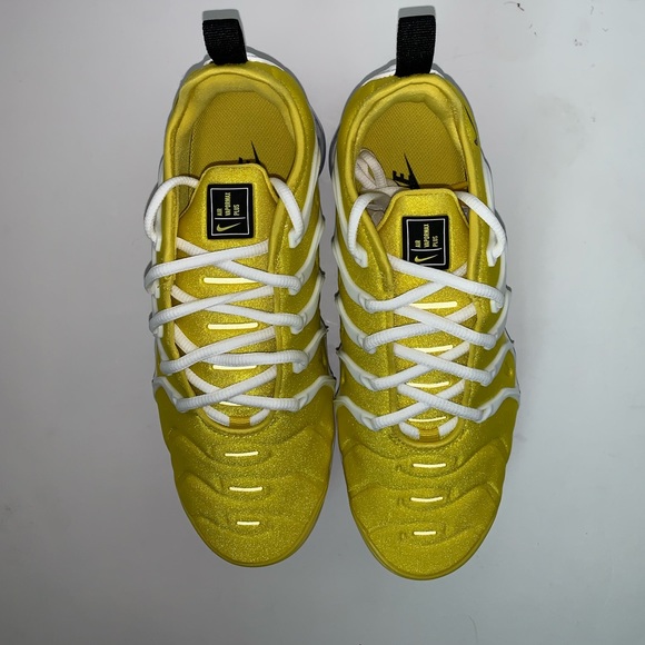 Women Air Vapormax Plus - Picture 4 of 5